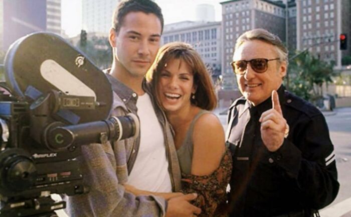 Keanu Reeves, Sandra Bullock & Dennis Hopper On The Set Of Speed In (1993)